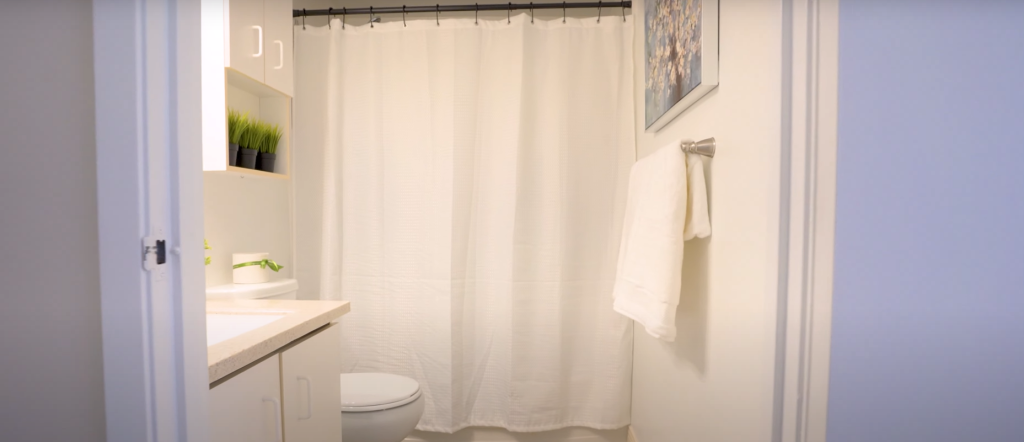 Suite Bathroom
